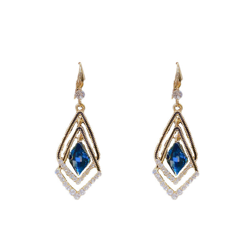 Geometric Crystal Female Temperament Long Live Broadcast Earrings