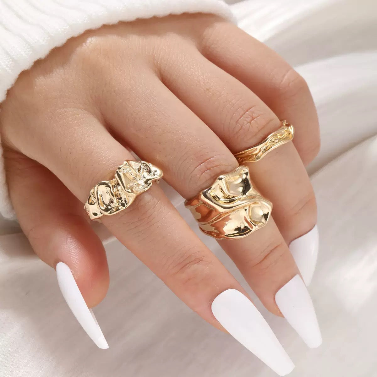Hand Vintage Metal Geometry Irregular Diamond Ring