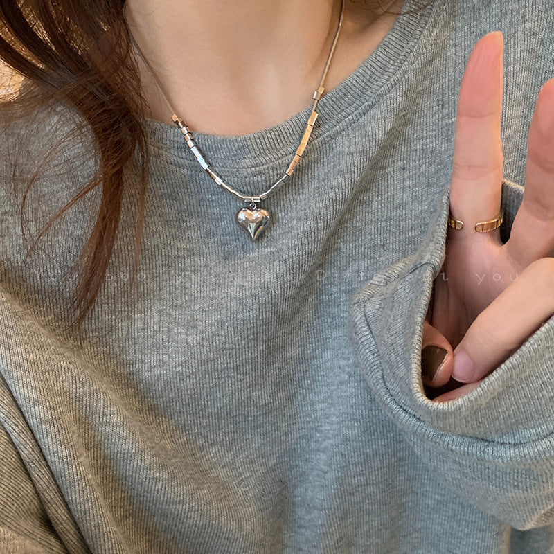 Fashion Peach Heart Geometric Chain Letter Female Necklace