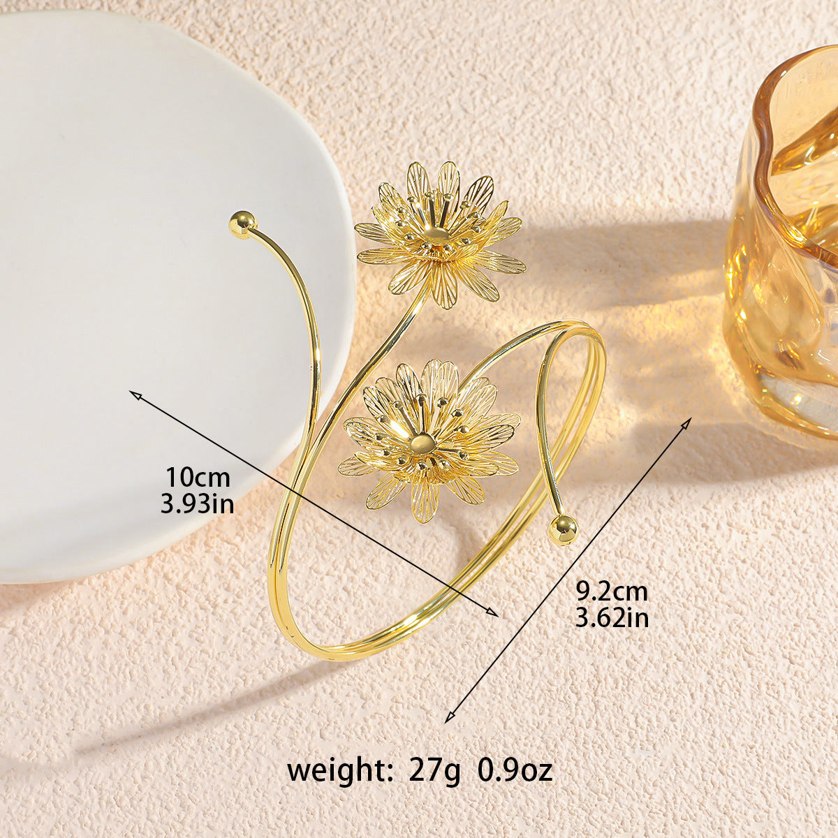 High-grade High Profile Retro Golden Flower Opening Adjustable Lady Temperament Bracelet