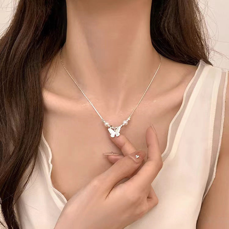 Women's Minority Graceful Butterfly For Fashion Style Retro High Sense Short Necklace