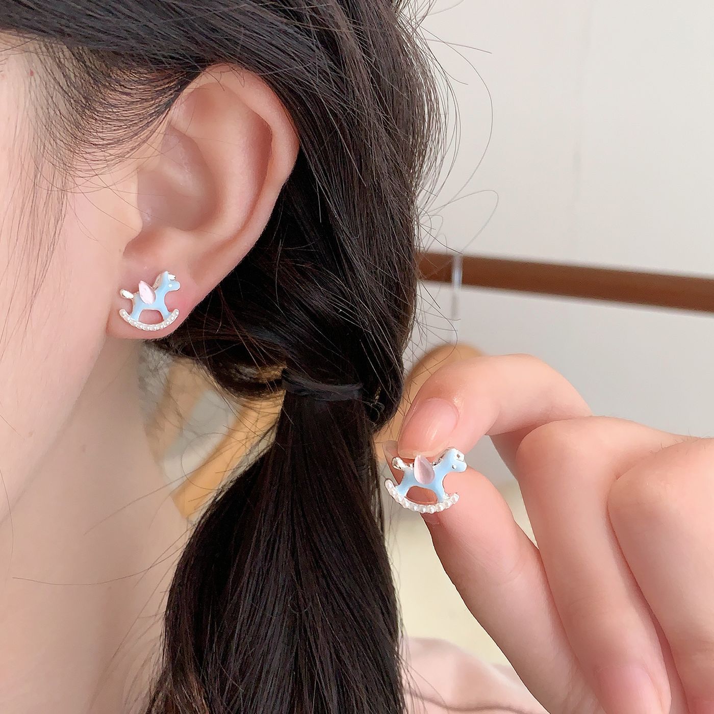 Women's Alloy Dripping Carousel Collection Sier Needle Earrings