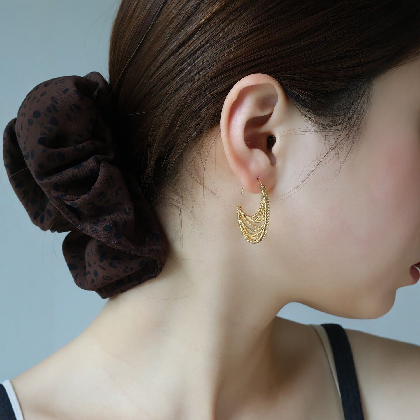 Women's Dotted Line Hollow Texture Design Light Luxury High Sense Ear Earrings