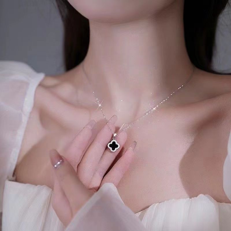 Luxury Sweet Loving Heart Clavicle Chain Niche High Necklaces