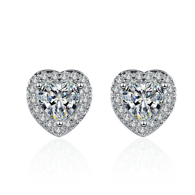 Women's Heart-shaped Artificial Diamond For Super Flash Zircon Light Stud Earrings