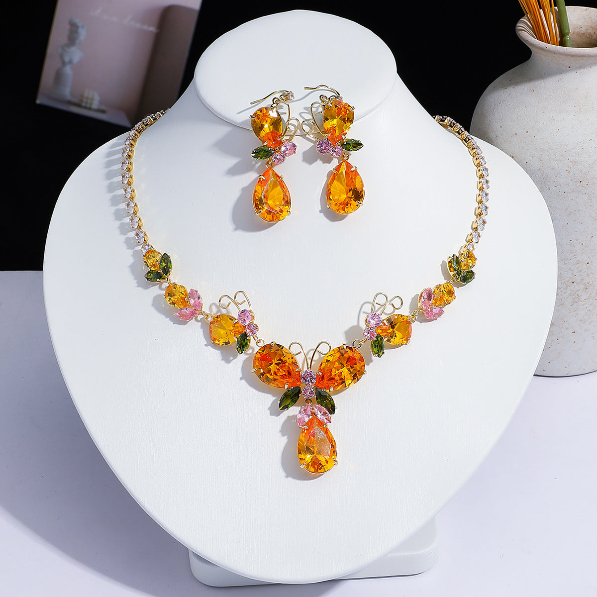 Fashion Trend Zircon Green Butterfly Tassel Necklace