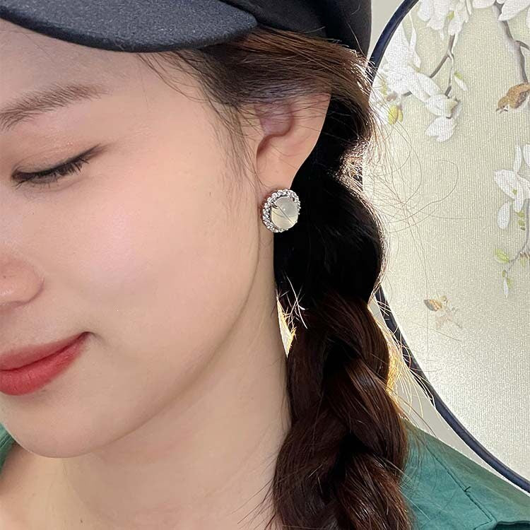 Women's Sier Transparent Big Diamond Chalcedony Chinese Stud Earrings