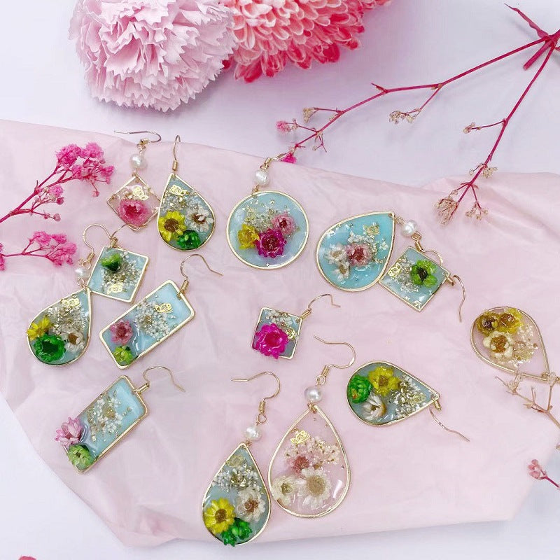Women's Dried Flower Fresh Real Gold Foil Stud Earrings