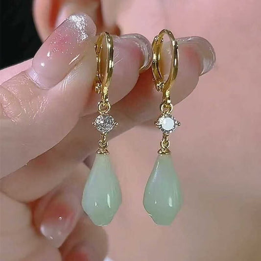 Green Magnolia Water Drop Mild Luxury Retro Exquisite Versatile Stud Earrings