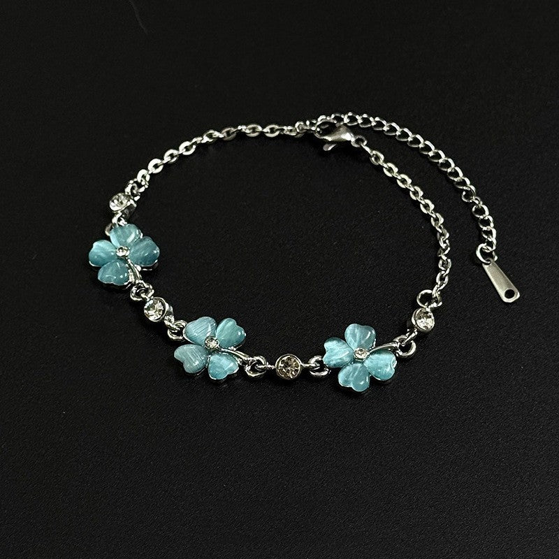 Women's Green Advanced Simple Niche Design Light Bracelet