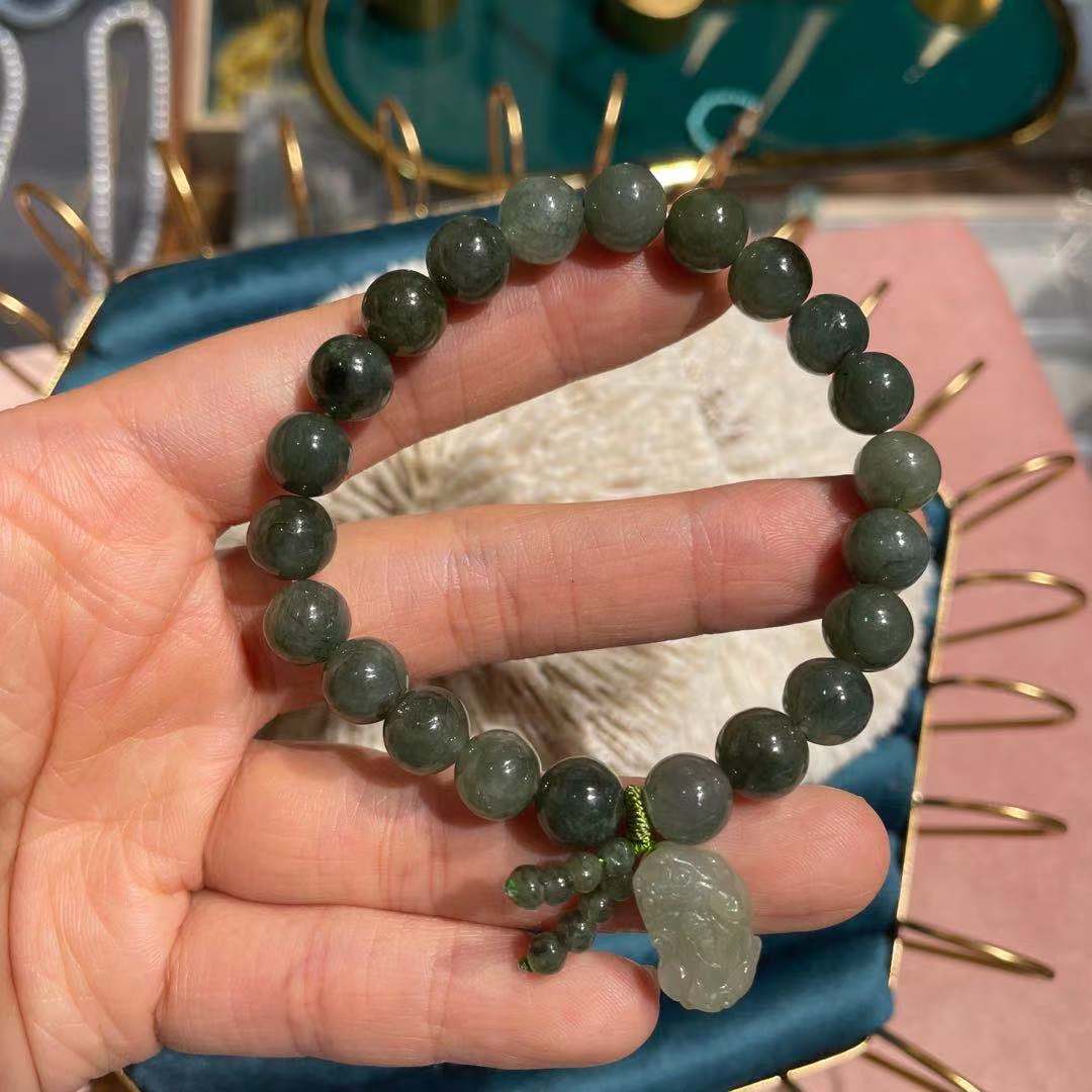 Women's & Men's Natural Emerald Oil Green Jade For Bracelets