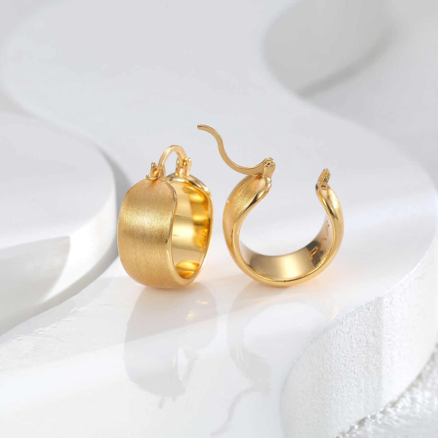 Retro Personalized Brushed Ear Clip Fashion Style Niche Stud Earrings
