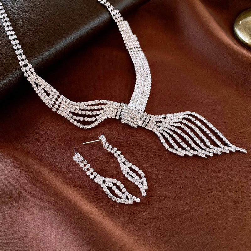 Palace Style Temperamental Minority Clavicle Chain Light Necklaces