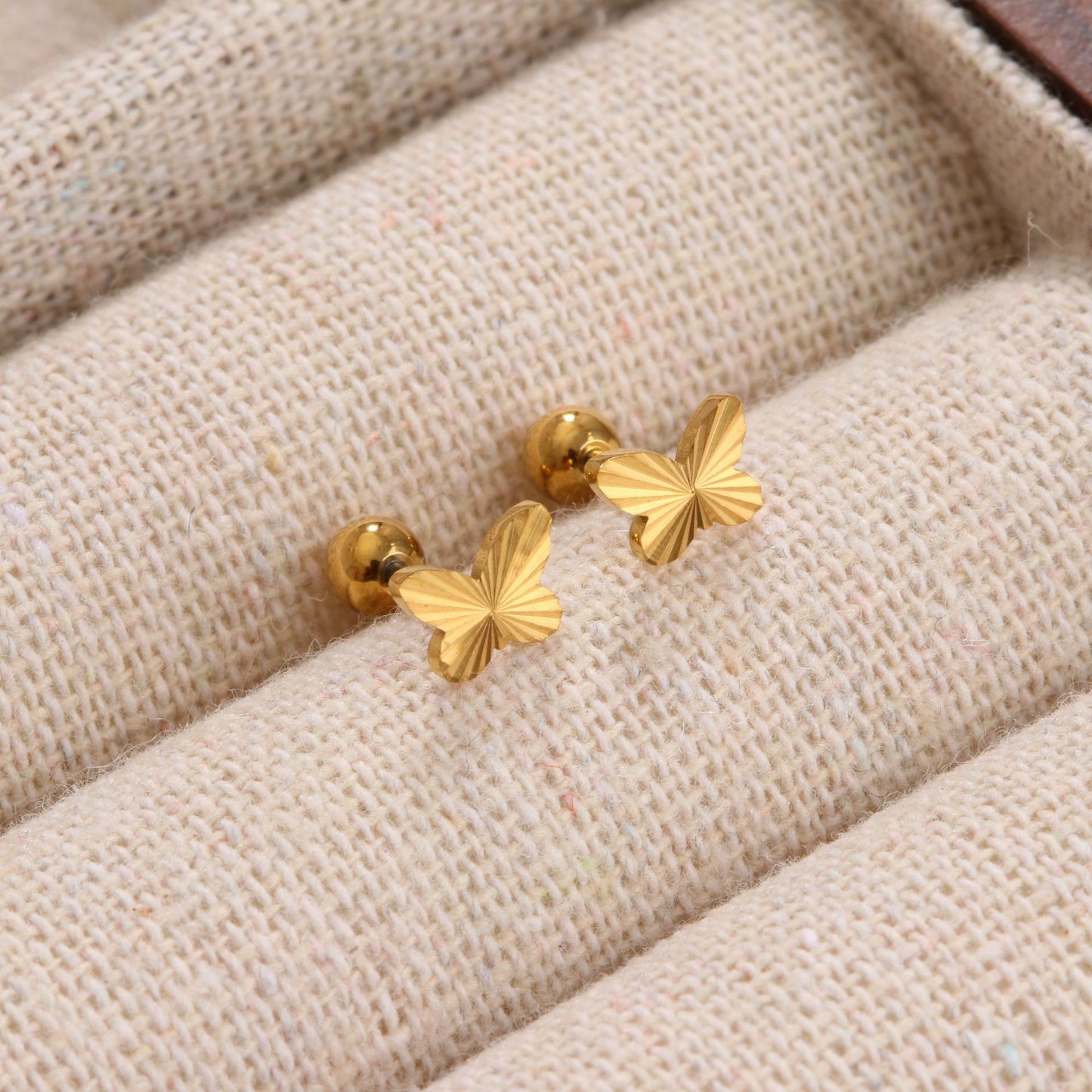 Batches Of Flowers Love Five-pointed Star Earrings