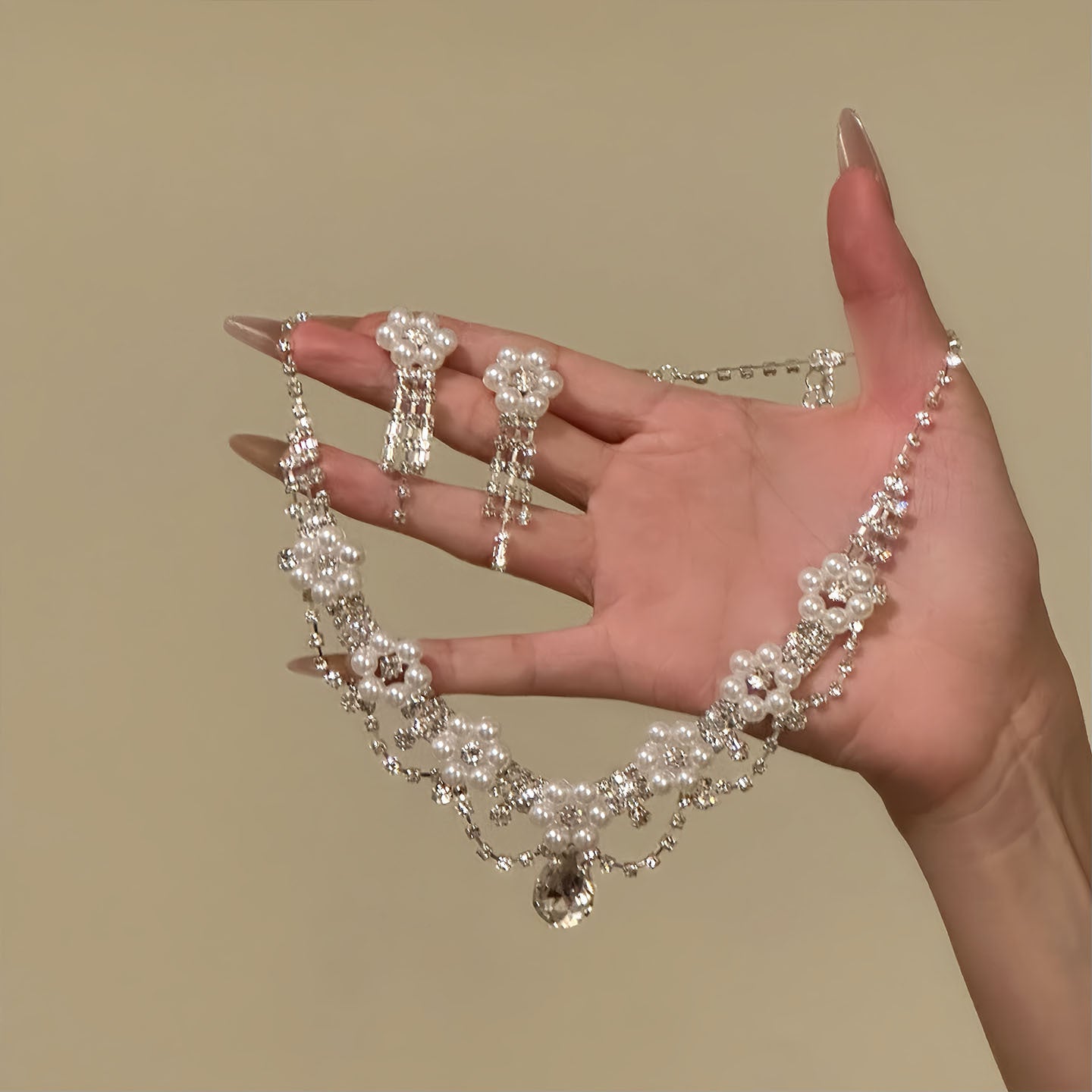 Elegant Drop Round Light Luxury Minority Necklaces
