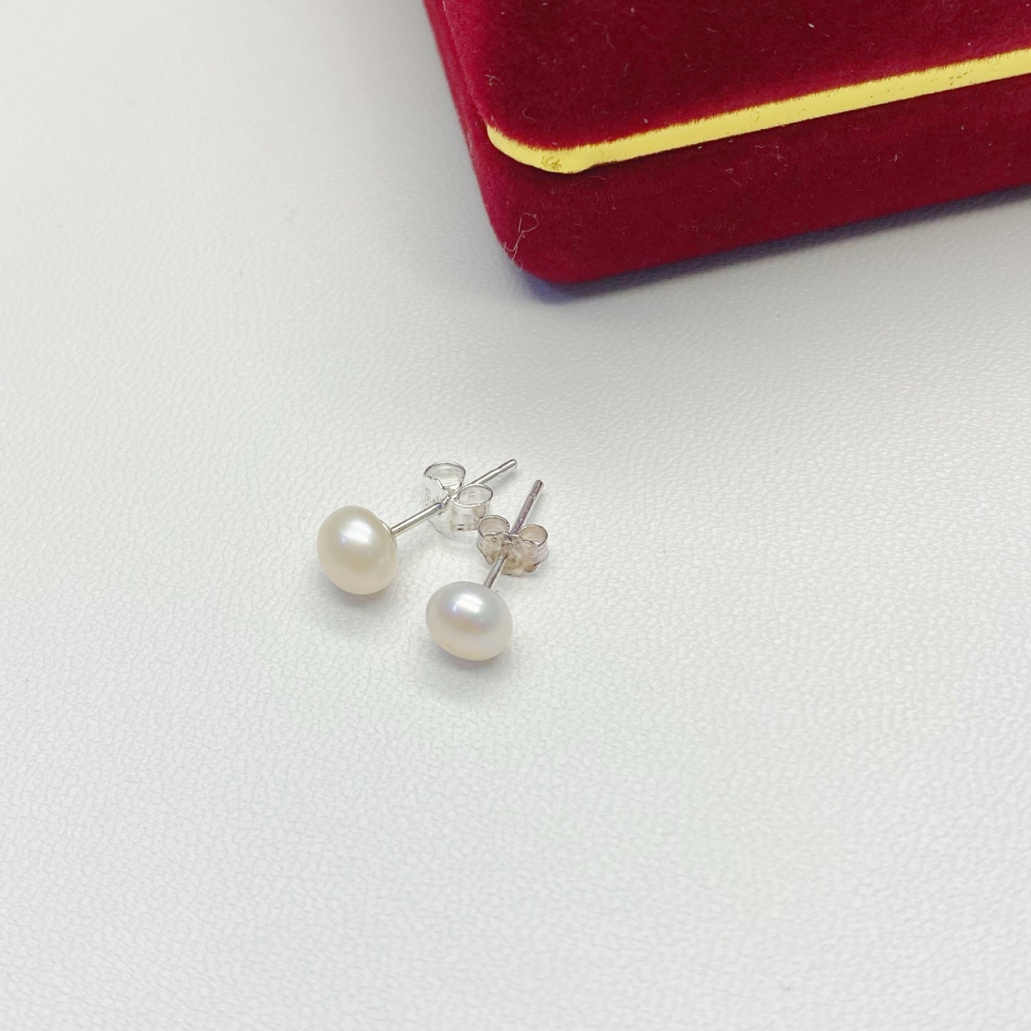 Unisex Simple Jewelry Freshwater Pearl Ear Individually Earrings