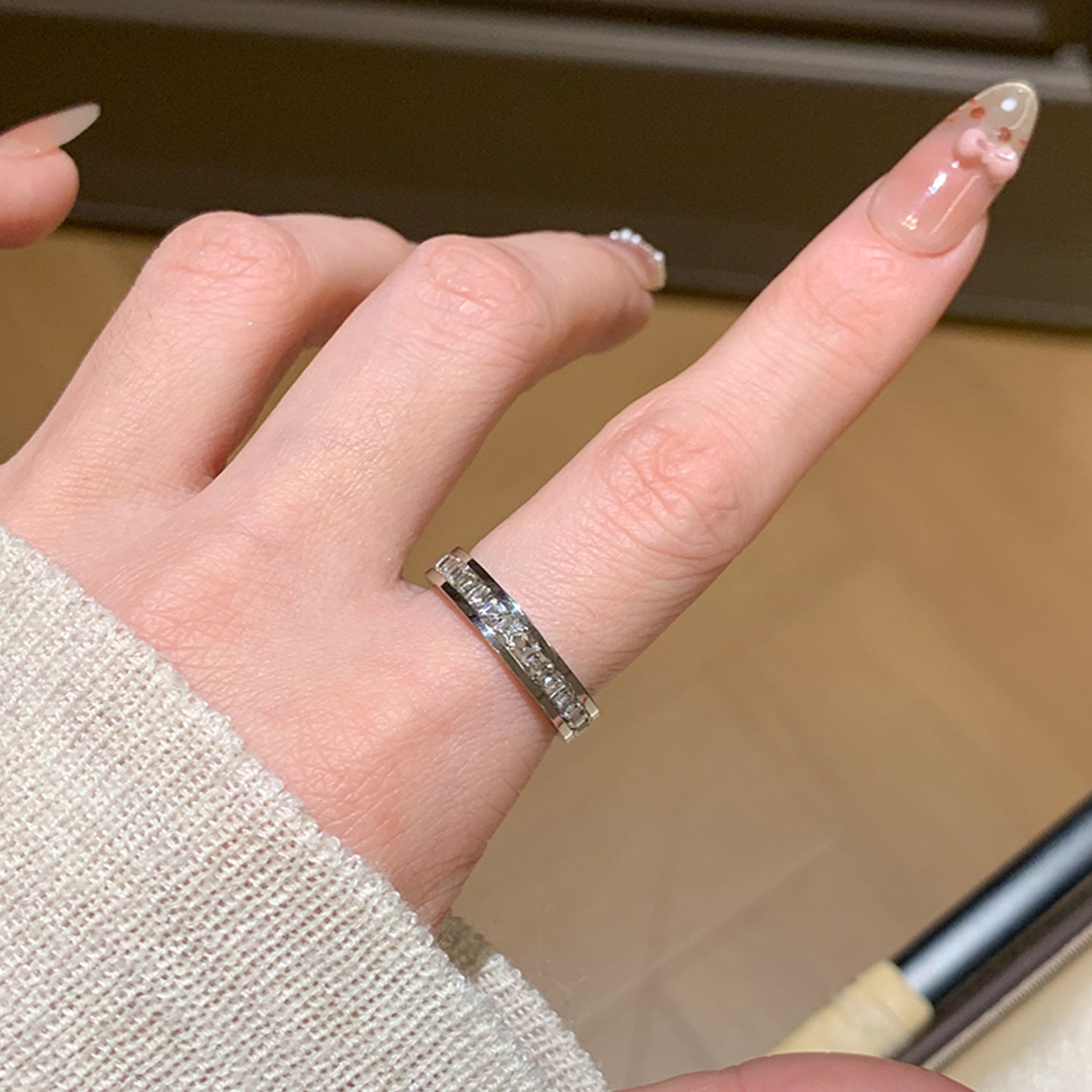Female Light Luxury High Sense Little Finger Titanium Steel Design Ring