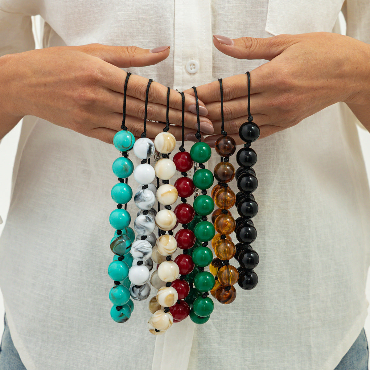 Personalized Blooming Resin Round Beads String Of Clavicle Necklaces