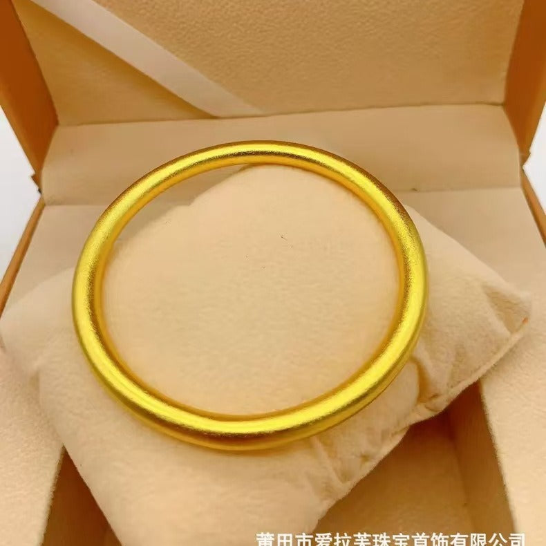 Women's Brass Gold-plated Ancient Heritage Closed Mouth Bracelets