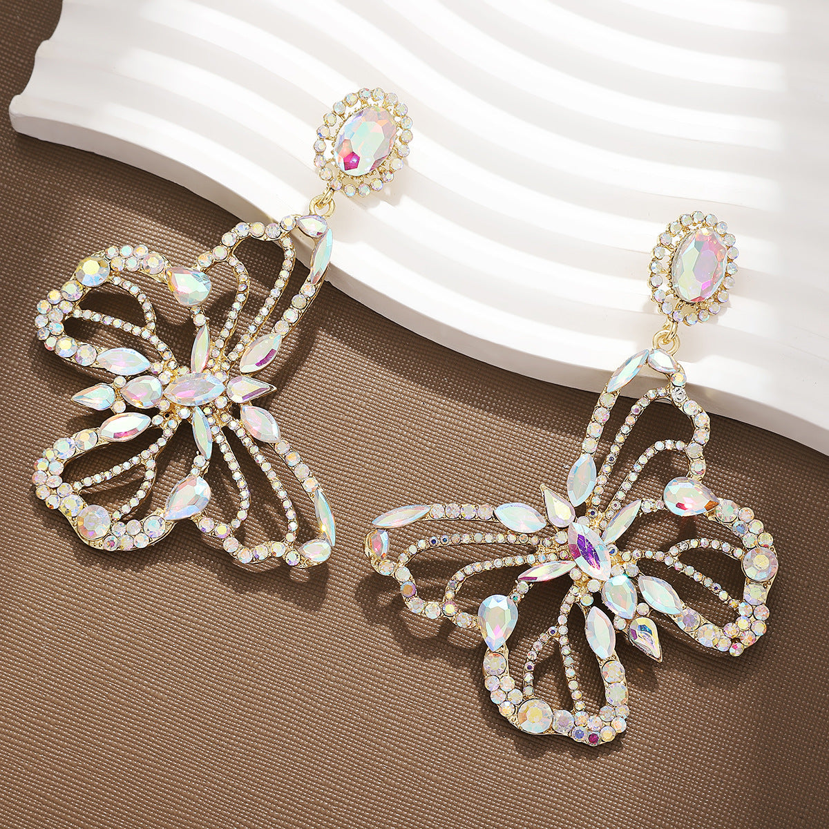 Retro Diamonds Hollow Colorful Butterfly Design Earrings