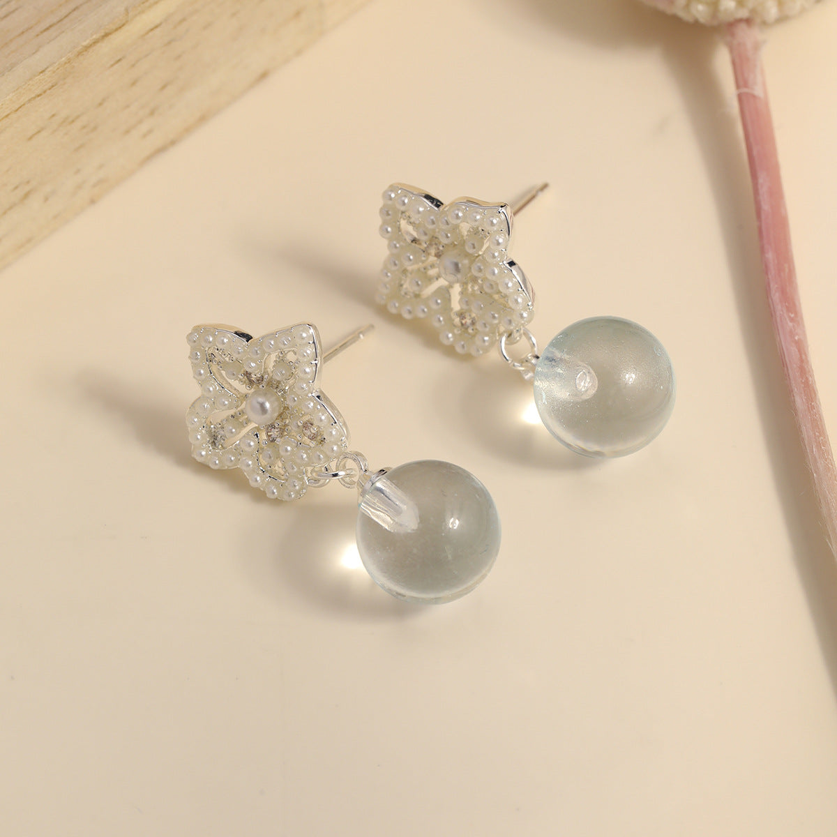 Needle Exquisite Shining Diamond Sweet Pearl Stud Earrings