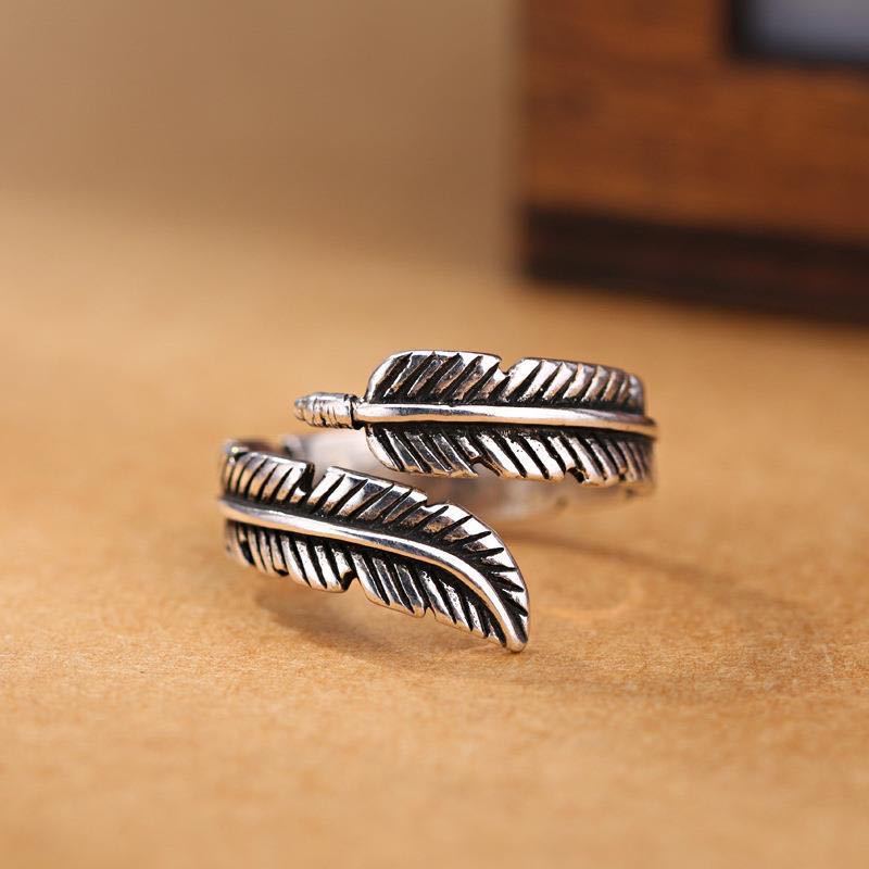 Women's & Men's Punk Heavy Wide Face Abstract Art Open Distressed Street Tide Ring