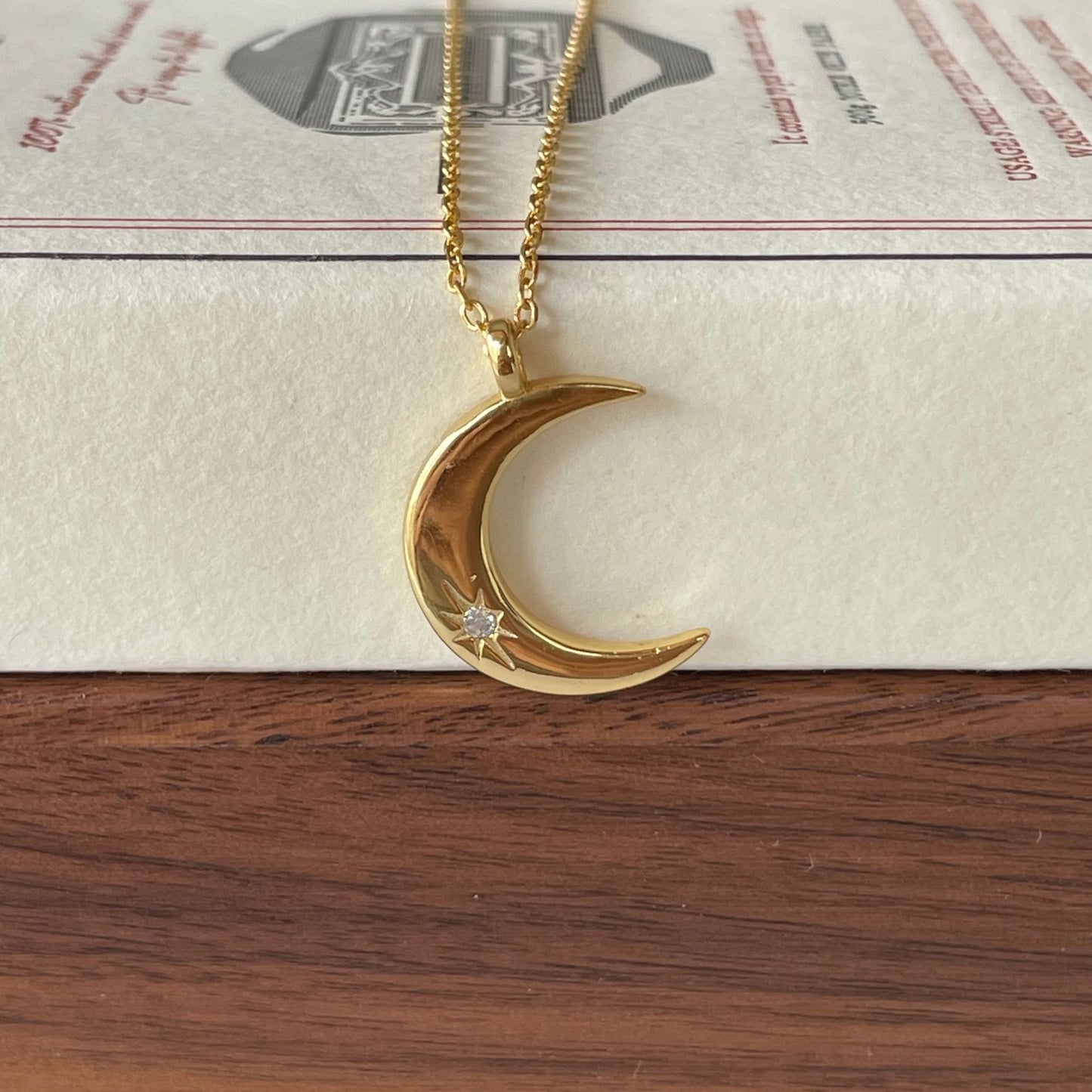 Sier Single Diamond Moon Cold Simple Necklaces