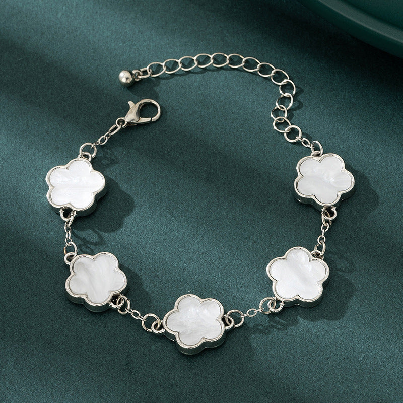 Fashion Elegant Lucky Five Petal Flower Female Bracelet