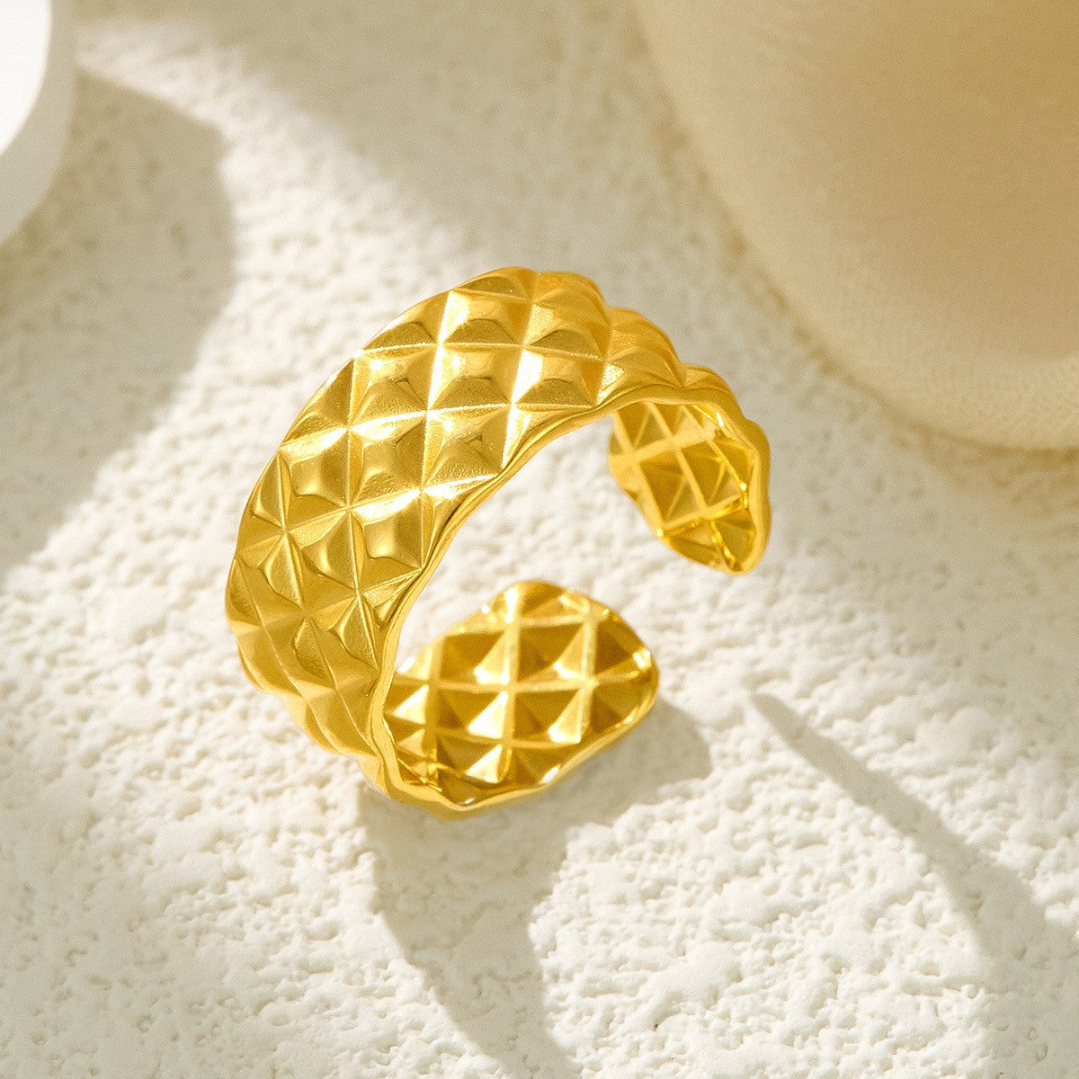 Stainless Steel Irregular Line Love Heart-shaped High-grade Ring