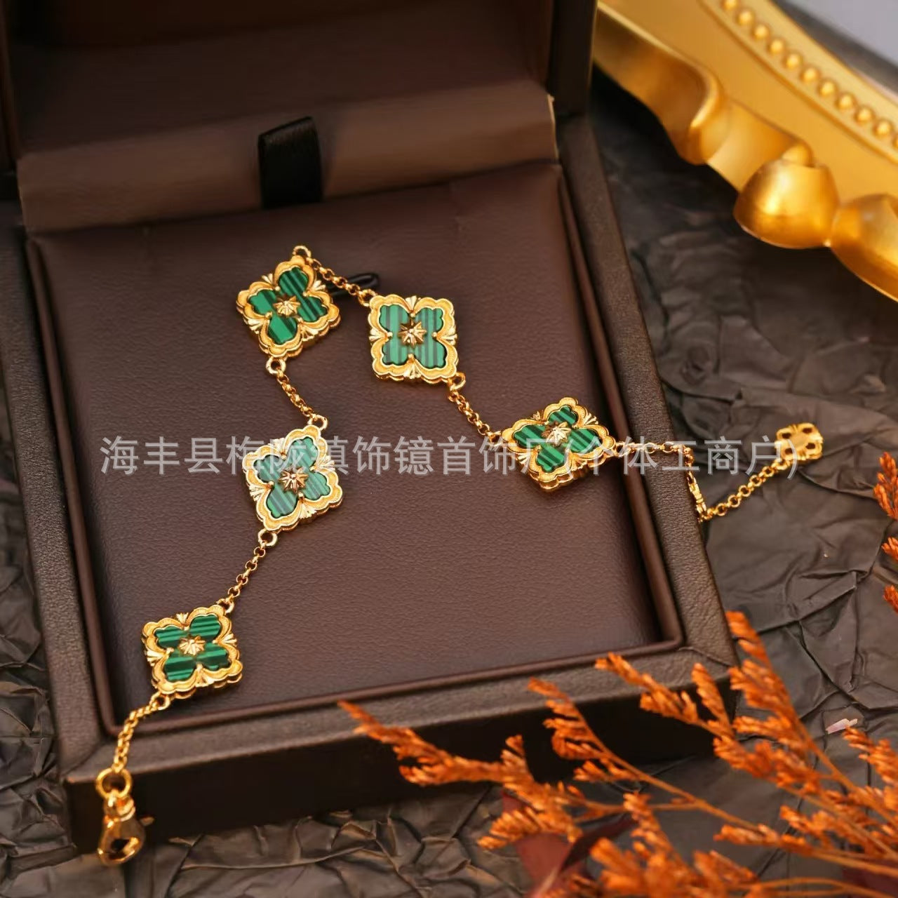 Single Three Flowers Pork Belly Female Vintage Court Style Affordable Bracelet