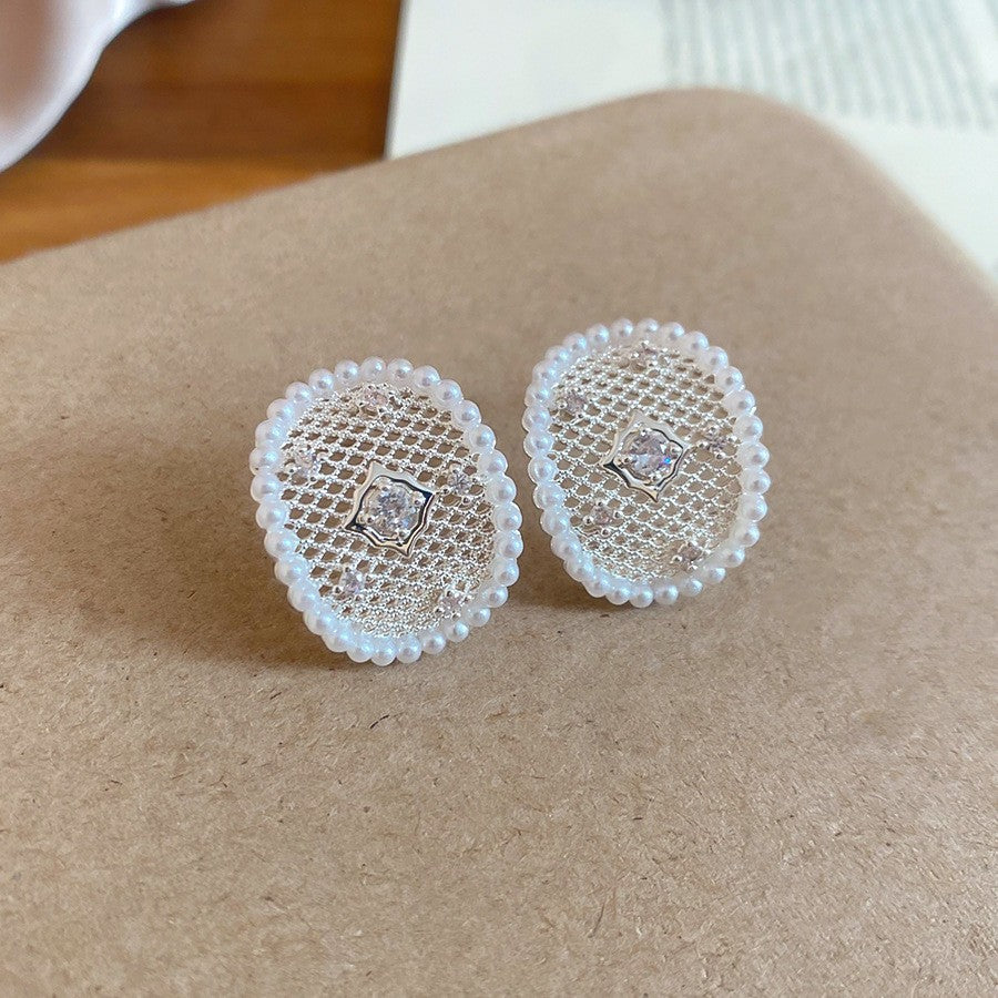 Women's Style Refined Zircon Flower Pearl Light Luxury High-grade Ear Earrings