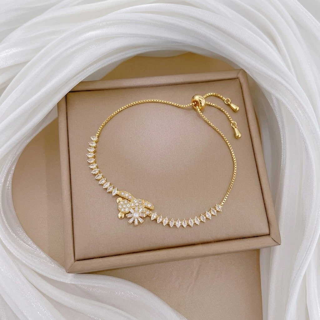 Design Rotating Bauhinia Zircon Flower Gas Clavicle Chain Necklace