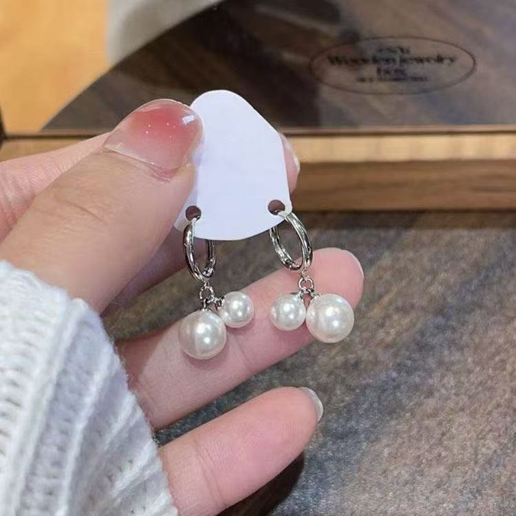 Women's Exaggerated Geometry Metal Circle Tassel Light Luxury High-grade Elegant Ear Earrings