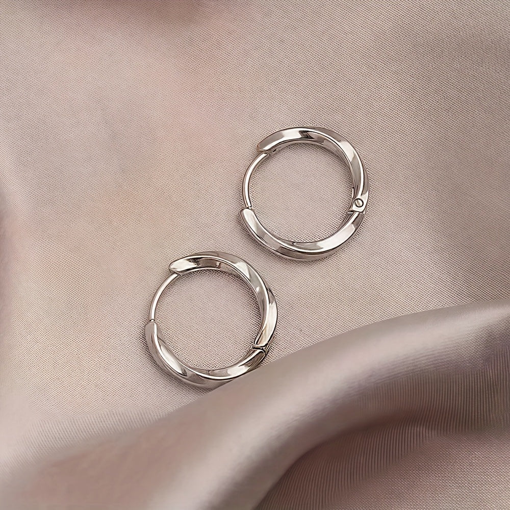 Titanium Steel Mobius Strip Twisted Clip High-grade Minimalist Square Thread Ear Buckle