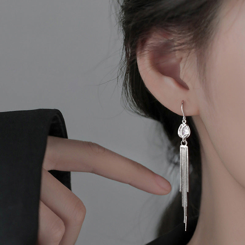 Women's Pentagram Tassel Unique High-grade Long Meteor Chain Bean Hook Ear Line