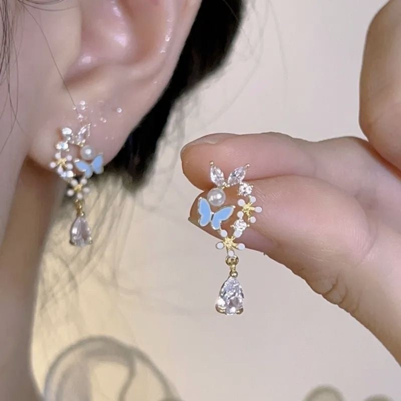 Women's Vintage Spring Butterfly For Fashionable Versatile Design Sense Earrings