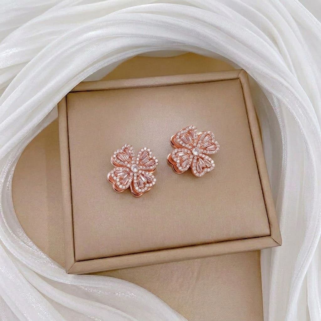 Design Rotating Bauhinia Zircon Flower Gas Clavicle Chain Necklace