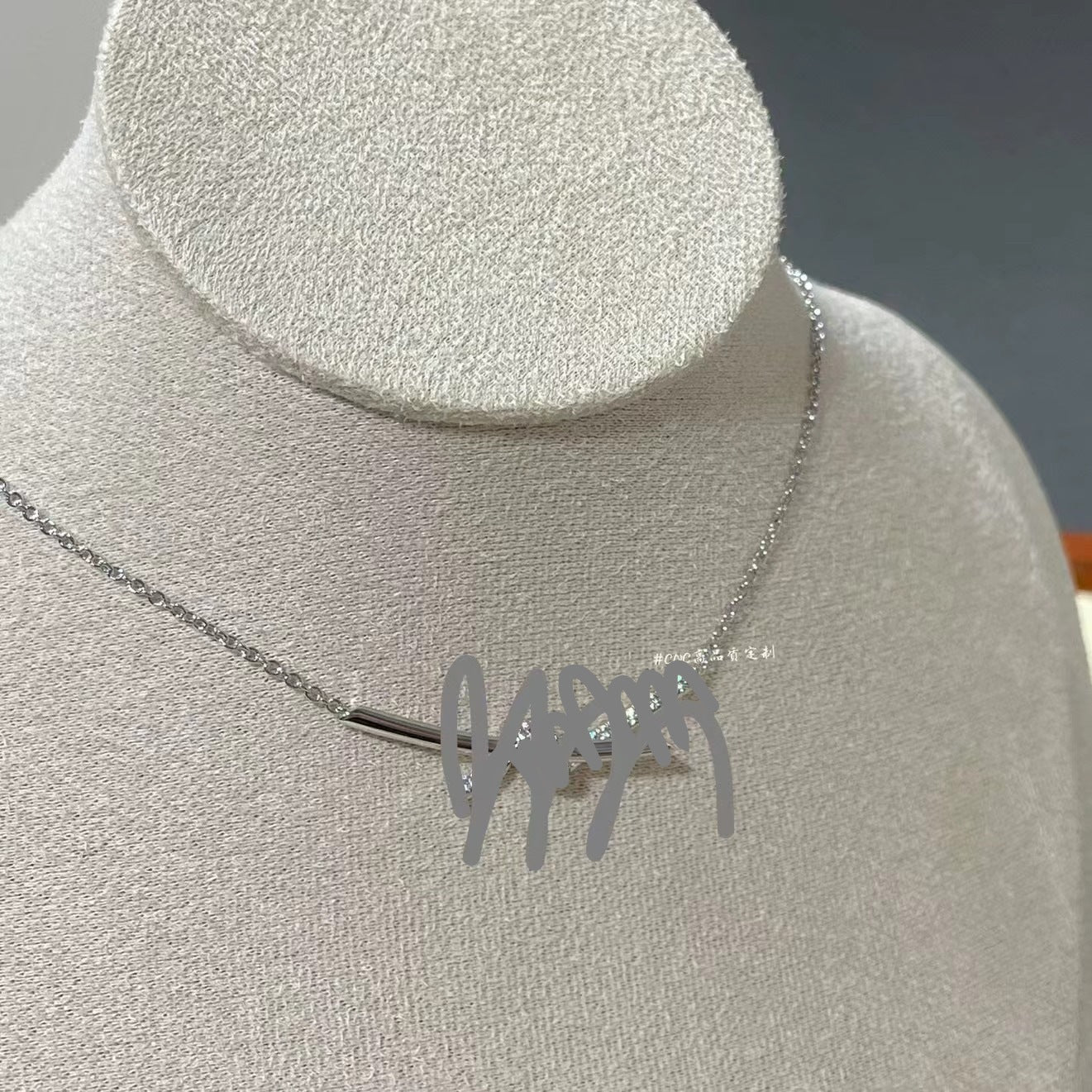 Bends Hitches Twisted Bow Half Diamond Full Rose Gold Clavicle Necklace