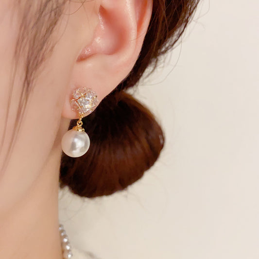 Needle Affordable Luxury Fashion Square Diamond Pearl Female Earrings