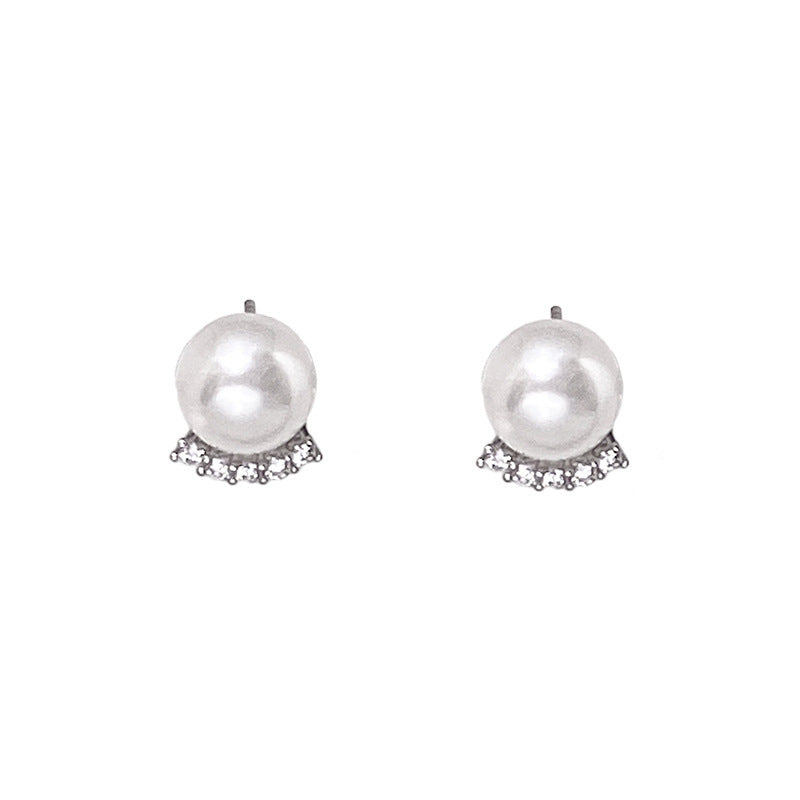 Small Pearl Female Niche Retro Personality Earrings