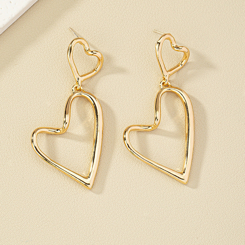 Pair Of Palace Style Love Personalized Eardrops Retro French Female Earrings
