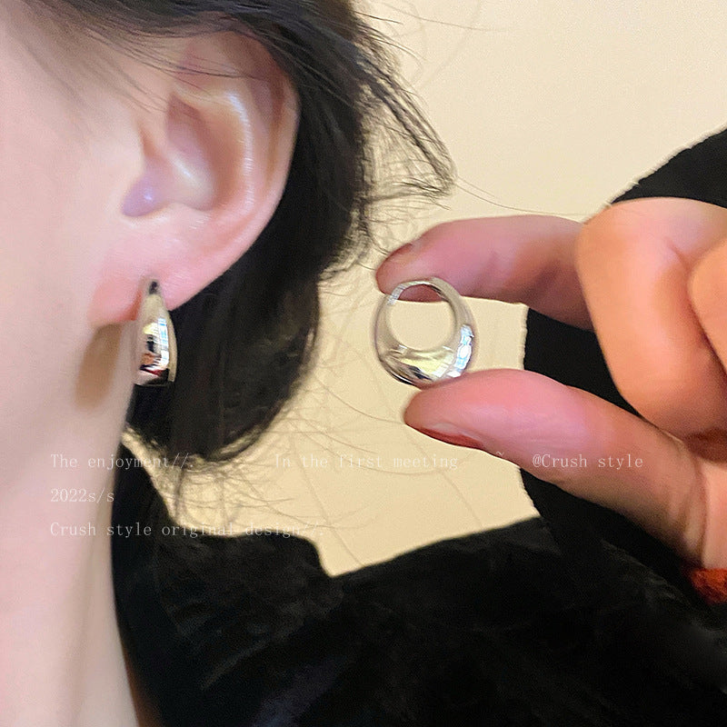 Sweet Cool Simple Niche Design Premium Ear Female Earrings