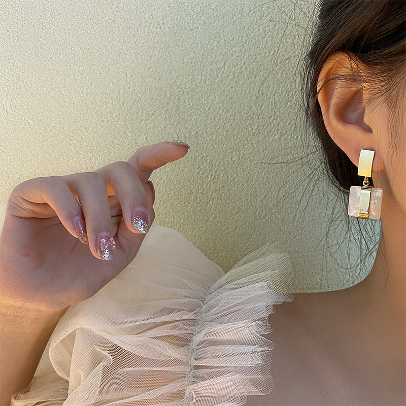 Women's Sier Needle Fashion Simple Metal Square Geometric Retro High-grade Earrings