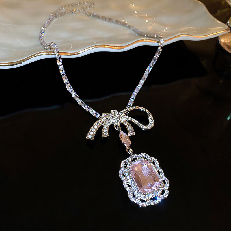 Palace Style Temperamental Minority Clavicle Chain Light Necklaces