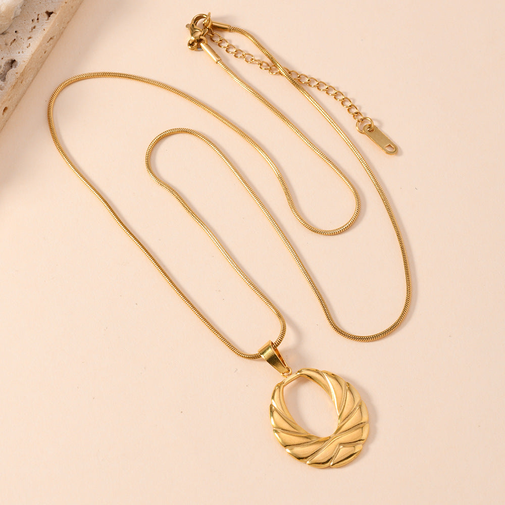 Fashion Titanium Steel Exaggerated Personalized Oil Pressure Geometric Round Necklaces