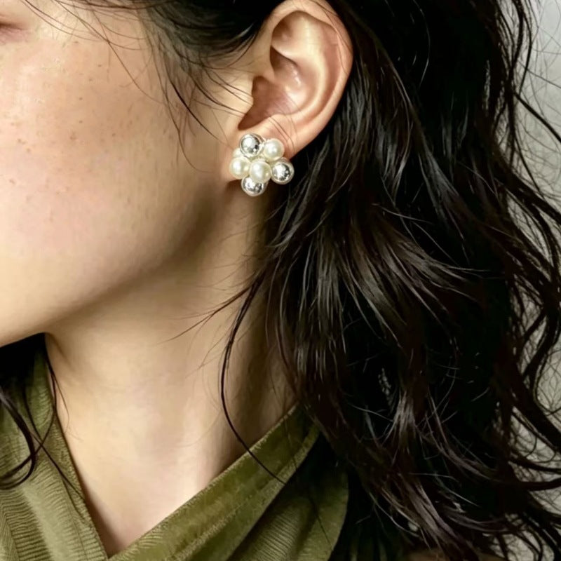 Retro Custard Bubble Ball Design High-grade Three-dimensional Bud Fashion Earrings