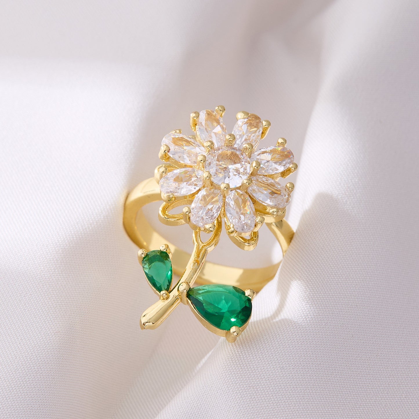 Valentine's Day Gift Flower Zircon Rotatable Ring
