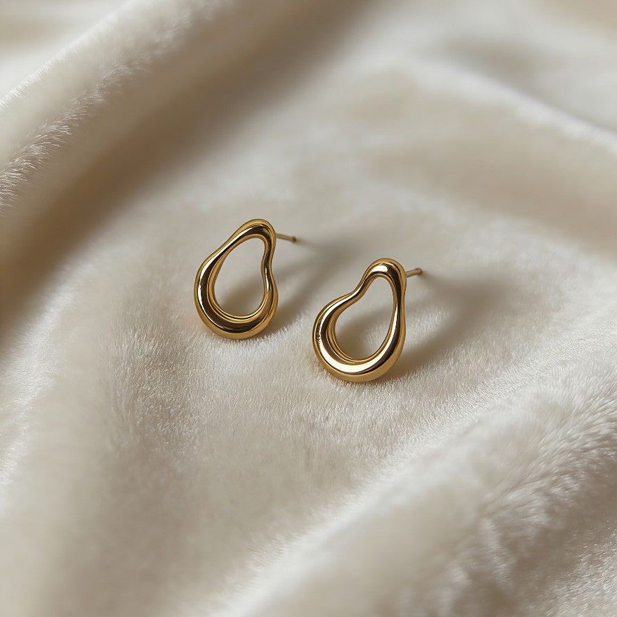 Steel Ear Do Not Fade Look Light Earrings