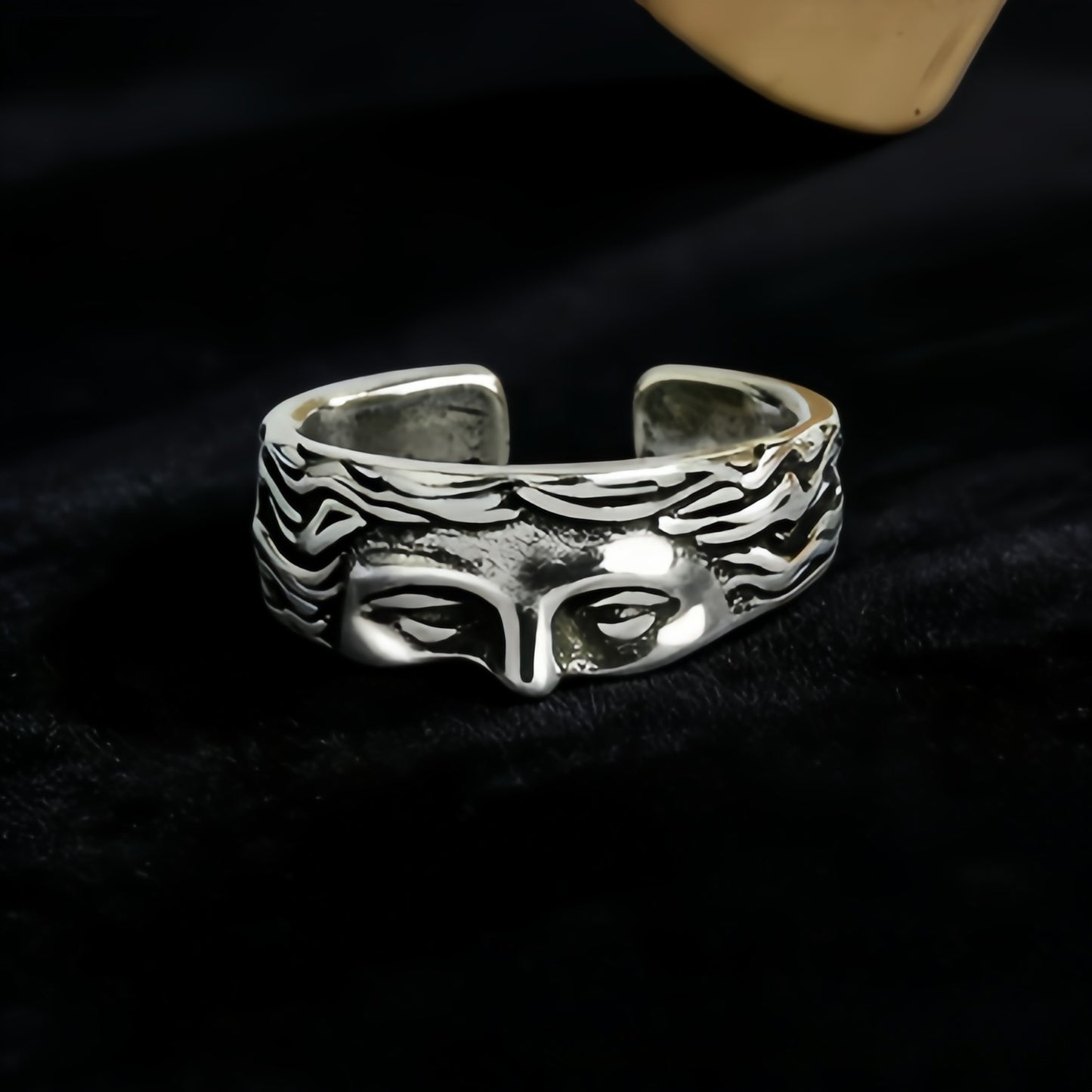 Women's & Men's Venus Half Face Cold Wind Stylish Ring