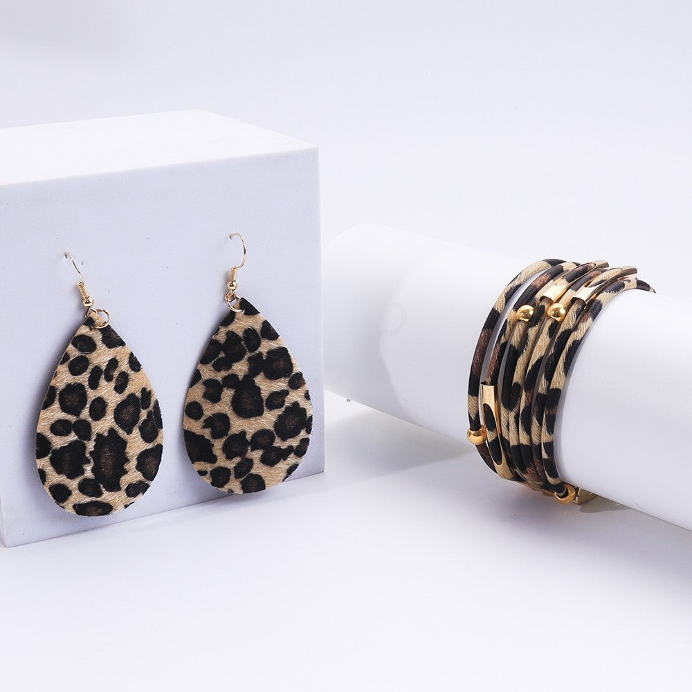 Fashion Vintage Leopard Print Exaggerated Personalized Metal Bracelet